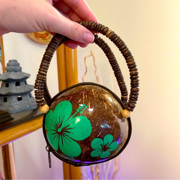 90s Hawaiian Coconut Purse Mini Handbag Clutch Puka Shell - Picture 1 of 9
